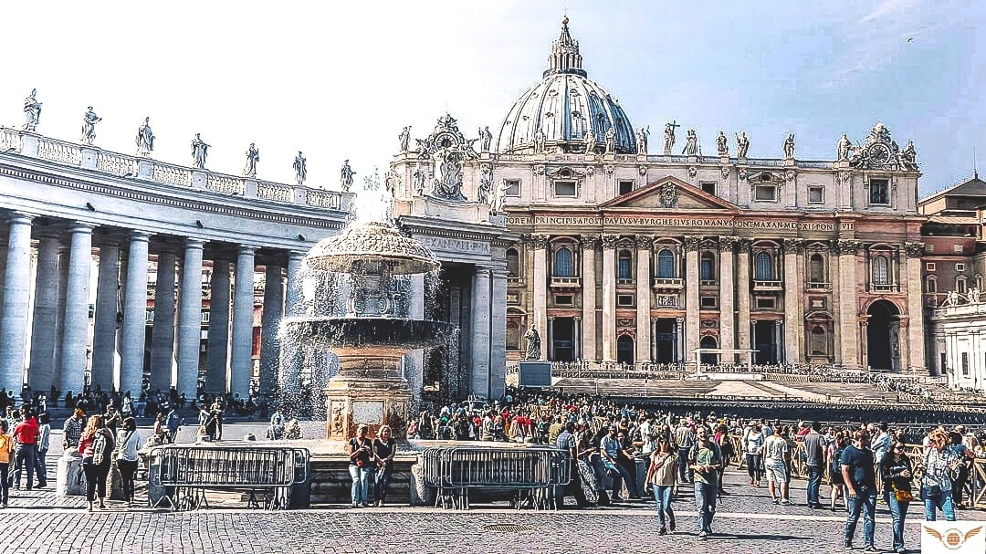 volunteer-abroad-and-solo-travel-with-ivhq-Italy-rome-vatican-city